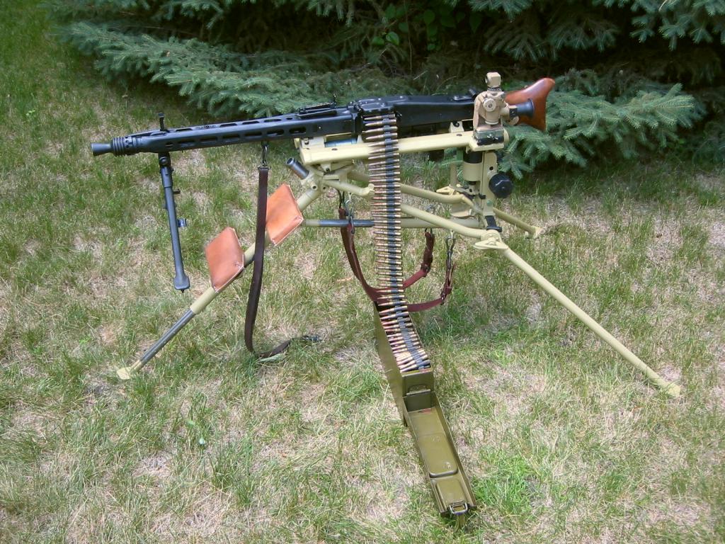 MG-42 on original Lafette